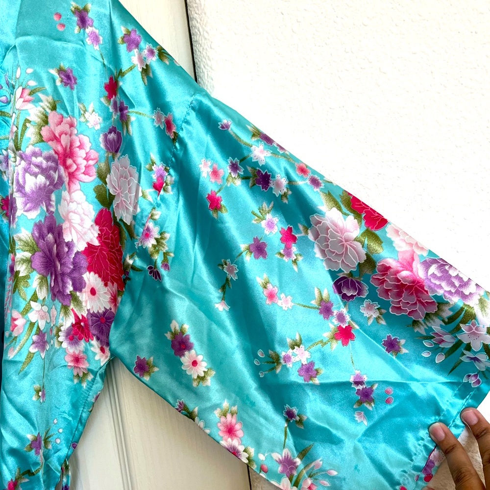 Kimono Robe - Picture 5 of 7